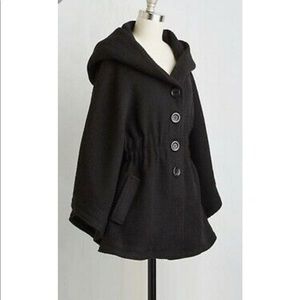 ✨NWT✨ Steve Madden Black Hooded Cape - XL
